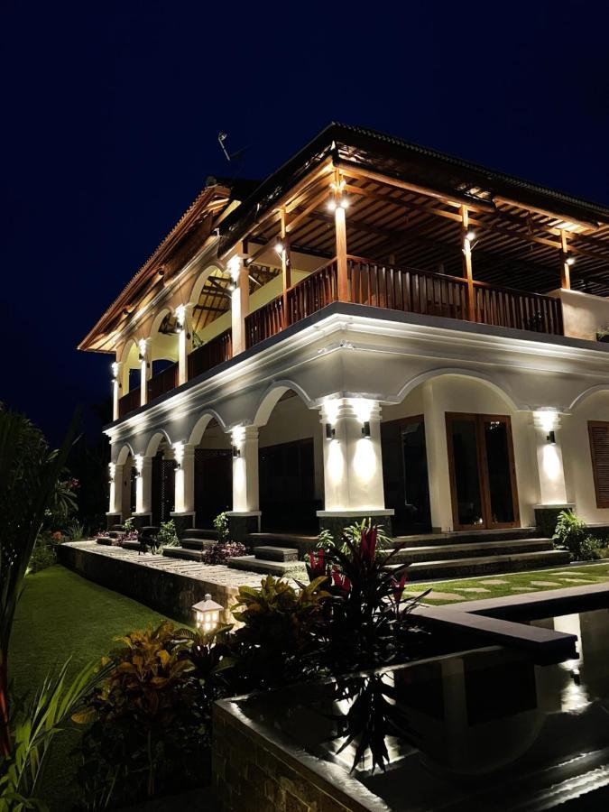 Villa Mata Hari Panji Exterior photo