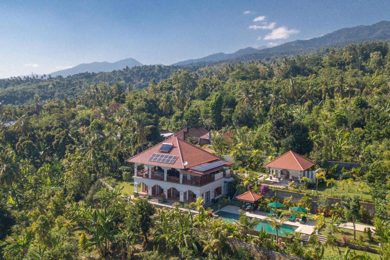 Villa Mata Hari Panji Exterior photo